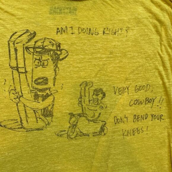 Vintage Yellow Pixar Disney Novelty Graphic Shirt Tee T Shirt Extra Large - Picture 2 of 7